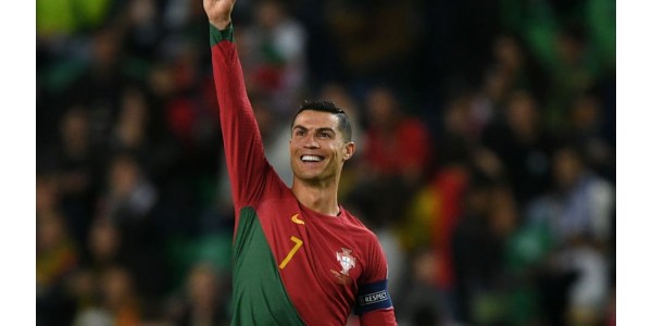 CRISTIANO RONALDO LLEVA HITO 200 PARA EL PAÍS NACIONAL